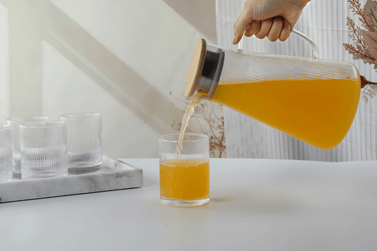 From Garden Picnics to Brunches: Why You’ll Love a Refreshing  Drinkware Set This Spring